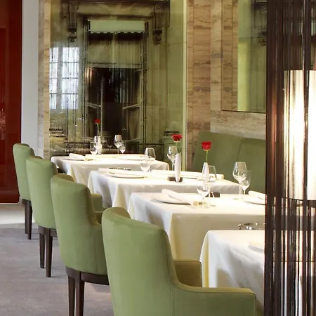 Отель Althoff Grandhotel Schloss Bensberg Бергиш-Гладбах